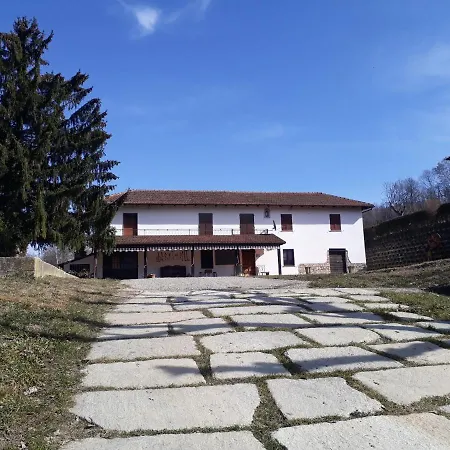 Cascina Sant'elena 3* Bubbio